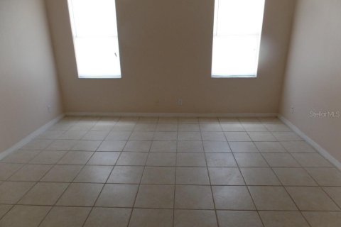 Villa ou maison à louer à Kissimmee, Floride: 4 chambres, 183.2 m2 № 2418864 - photo 12