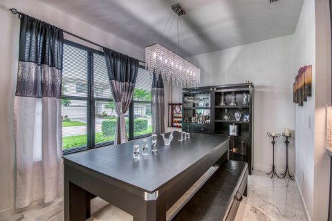 Touwnhouse à vendre à Lake Worth, Floride: 3 chambres, 181.53 m2 № 2402638 - photo 9