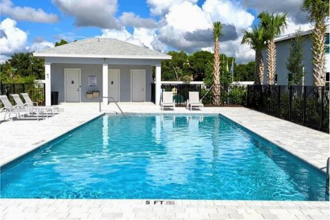 Adosado en alquiler en Mangonia Park, Florida, 3 dormitorios, 135.08 m2 № 2008026 - foto 13