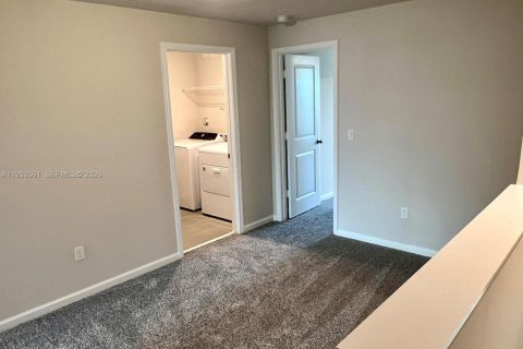 Adosado en alquiler en Mangonia Park, Florida, 3 dormitorios, 135.08 m2 № 2008026 - foto 7