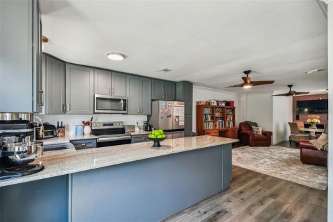 Casa en venta en Tampa, Florida, 3 dormitorios, 142.7 m2 № 1919838 - foto 20