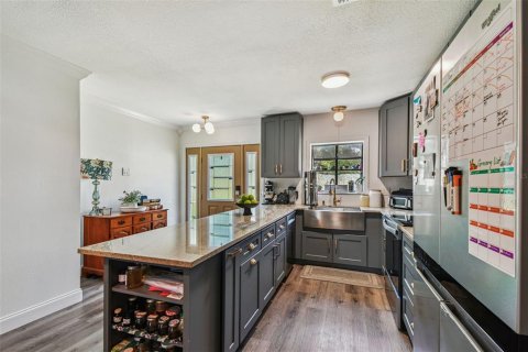 Casa en venta en Tampa, Florida, 3 dormitorios, 142.7 m2 № 1919838 - foto 16