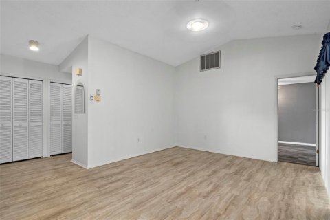 Condominio en venta en Weeki Wachee, Florida, 2 dormitorios, 106.09 m2 № 1915912 - foto 20