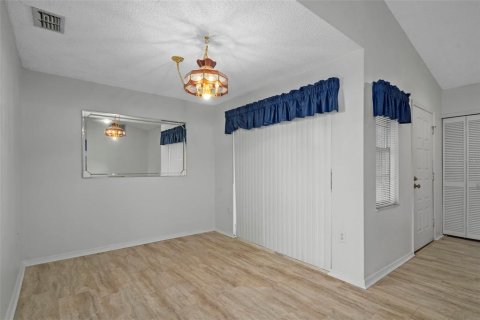Condominio en venta en Weeki Wachee, Florida, 2 dormitorios, 106.09 m2 № 1915912 - foto 5