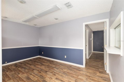 Immobilier commercial à louer à Ocala, Floride: 111.48 m2 № 1917237 - photo 4
