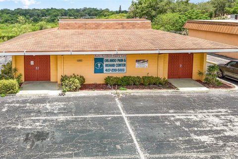 Immobilier commercial à vendre à Orlando, Floride: 171.31 m2 № 1884050 - photo 2
