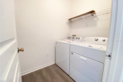 Copropriété à vendre à Tampa, Floride: 1 chambre, 72.46 m2 № 1902098 - photo 11