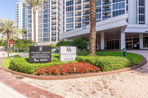 Condominio en alquiler en Bal Harbour, Florida, 44.69 m2 № 2085986 - foto 5