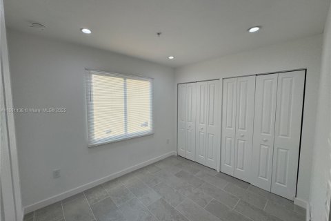 Apartment in Miami, Florida 3 bedrooms, 83.61 sq.m. № 1892662 - photo 14