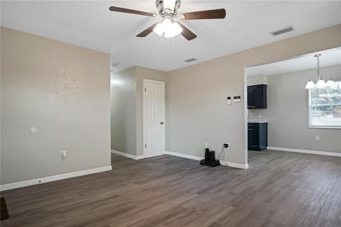 Casa en venta en Haines City, Florida, 3 dormitorios, 93.92 m2 № 2198361 - foto 10