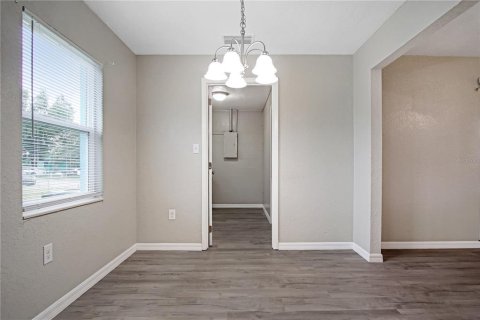 Casa en venta en Haines City, Florida, 3 dormitorios, 93.92 m2 № 2198361 - foto 8
