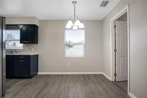 Casa en venta en Haines City, Florida, 3 dormitorios, 93.92 m2 № 2198361 - foto 9