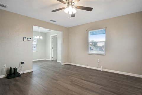 Casa en venta en Haines City, Florida, 3 dormitorios, 93.92 m2 № 2198361 - foto 11