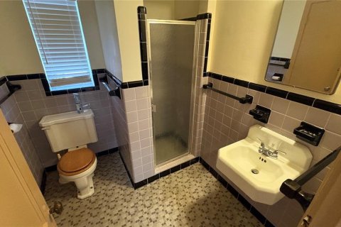 Propiedad comercial en alquiler en Tavares, Florida, 153.38 m2 № 1767751 - foto 14