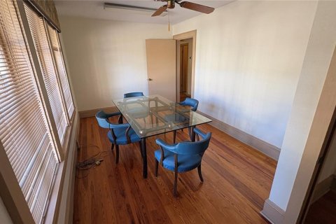 Propiedad comercial en alquiler en Tavares, Florida, 153.38 m2 № 1767751 - foto 9