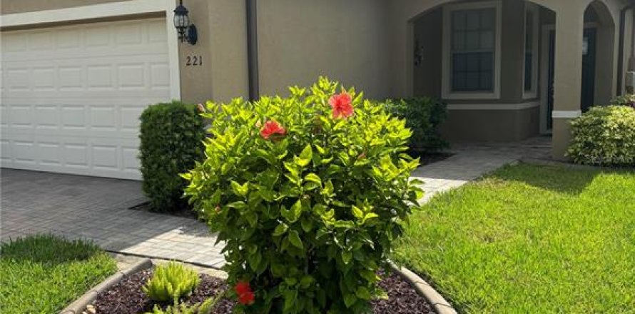 Villa ou maison à Davenport, Floride 3 chambres, 130.99 m2 № 2123138