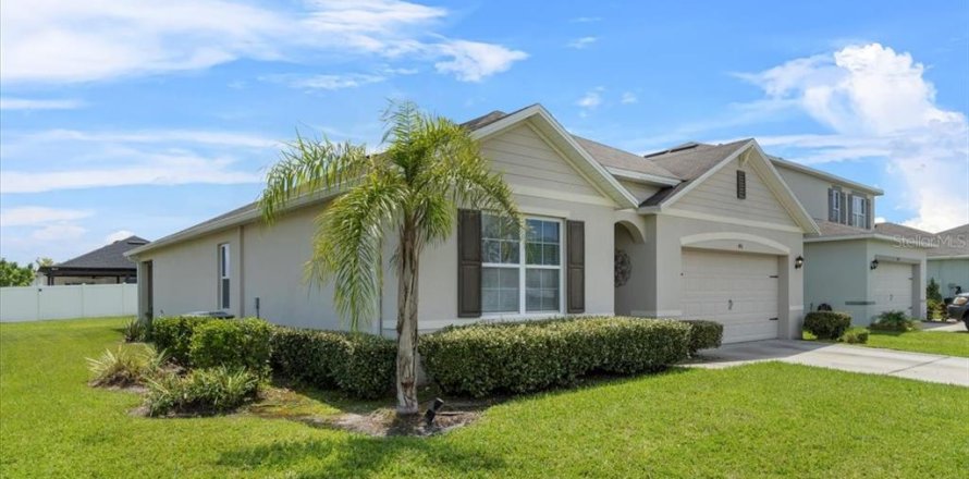 House in Kissimmee, Florida 4 bedrooms, 171.5 sq.m. № 1882802