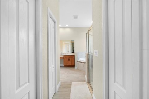 Casa en venta en Spring Hill, Florida, 3 dormitorios, 222.22 m2 № 1844693 - foto 29