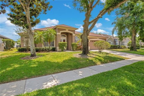 House in Orlando, Florida 4 bedrooms, 251.21 sq.m. № 1754724 - photo 5