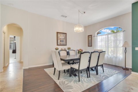 House in Orlando, Florida 4 bedrooms, 251.21 sq.m. № 1754724 - photo 9