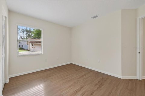 Commercial property in Palm Coast, Florida 191.29 sq.m. № 2198095 - photo 8