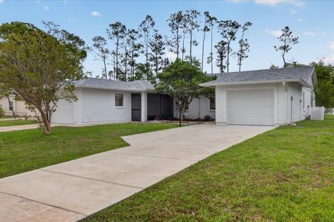 Commercial property in Palm Coast, Florida 191.29 sq.m. № 2198095 - photo 3