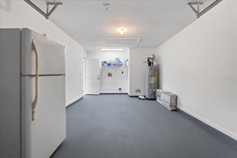 Commercial property in Palm Coast, Florida 191.29 sq.m. № 2198095 - photo 26