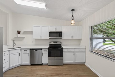 Commercial property in Palm Coast, Florida 191.29 sq.m. № 2198095 - photo 23