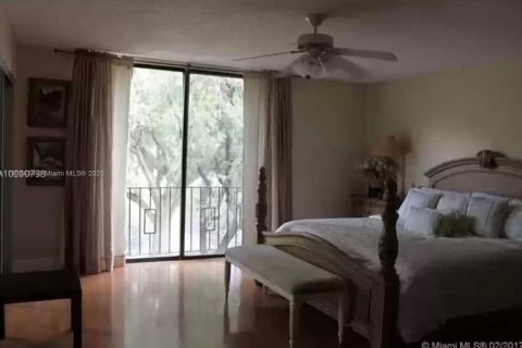 Купить кондоминиум в Дорал, Флорида 2 спальни, 148.64м2, № 1957069 - фото 8