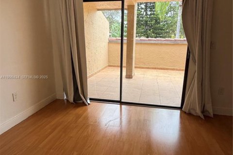 Купить кондоминиум в Дорал, Флорида 2 спальни, 148.64м2, № 1957069 - фото 24