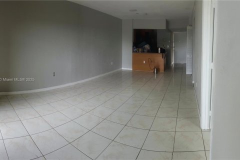 Купить кондоминиум в Хайалиа, Флорида 2 спальни, 81.75м2, № 1949807 - фото 9