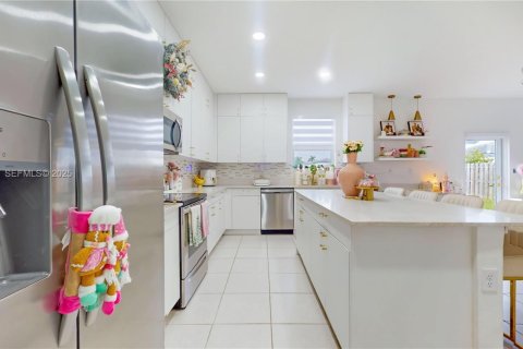 Villa ou maison à vendre à Homestead, Floride: 4 chambres, 204.85 m2 № 1988611 - photo 11