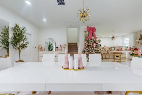 Villa ou maison à vendre à Homestead, Floride: 4 chambres, 204.85 m2 № 1988611 - photo 15