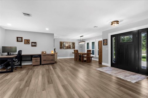 Villa ou maison à vendre à North Port, Floride: 3 chambres, 251.77 m2 № 1850044 - photo 8