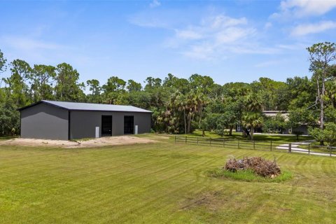 Villa ou maison à vendre à North Port, Floride: 3 chambres, 251.77 m2 № 1850044 - photo 6