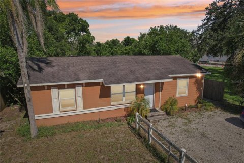 Casa en venta en Tampa, Florida, 3 dormitorios, 110.37 m2 № 1919475 - foto 24