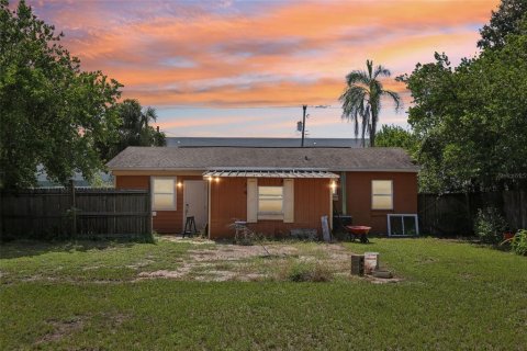 Casa en venta en Tampa, Florida, 3 dormitorios, 110.37 m2 № 1919475 - foto 20