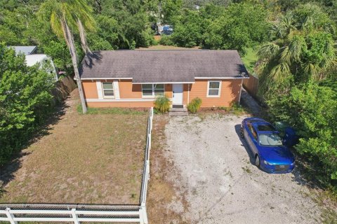 Casa en venta en Tampa, Florida, 3 dormitorios, 110.37 m2 № 1919475 - foto 25