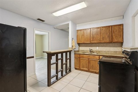 Casa en venta en Tampa, Florida, 3 dormitorios, 110.37 m2 № 1919475 - foto 7