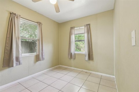 Casa en venta en Tampa, Florida, 3 dormitorios, 110.37 m2 № 1919475 - foto 10