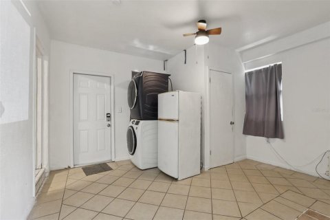 Casa en venta en Tampa, Florida, 3 dormitorios, 110.37 m2 № 1919475 - foto 14