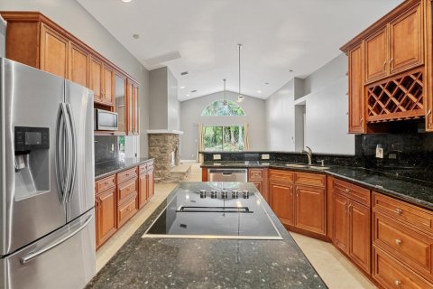 House in Wellington, Florida 3 bedrooms, 193.24 sq.m. № 2259775 - photo 8