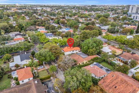 Villa ou maison à vendre à West Miami, Floride: 2 chambres, 131.83 m2 № 2049095 - photo 29