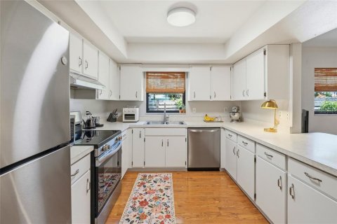 Villa ou maison à vendre à Sarasota, Floride: 3 chambres, 141.12 m2 № 2151524 - photo 8