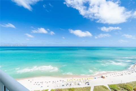 Condo in Miami Beach, Florida, 3 bedrooms  № 2060377 - photo 5