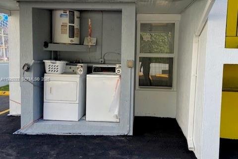 Снять в аренду квартиру в Майами, Флорида 2 спальни, 64.01м2, № 1983650 - фото 13