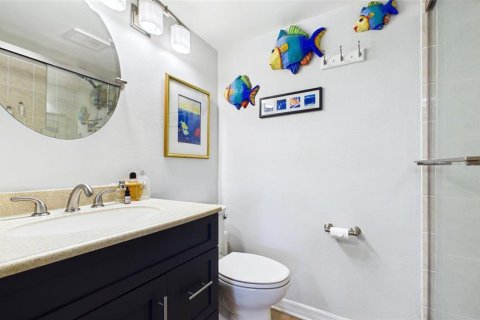 Condo in Saint Petersburg, Florida, 2 bedrooms  № 2214731 - photo 23