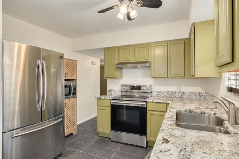 Villa ou maison à vendre à Saint Petersburg, Floride: 2 chambres, 102.56 m2 № 2408069 - photo 12