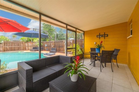 Villa ou maison à vendre à Saint Petersburg, Floride: 2 chambres, 102.56 m2 № 2408069 - photo 19