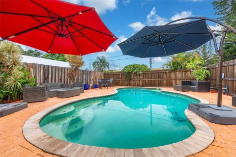 Villa ou maison à vendre à Saint Petersburg, Floride: 2 chambres, 102.56 m2 № 2408069 - photo 20